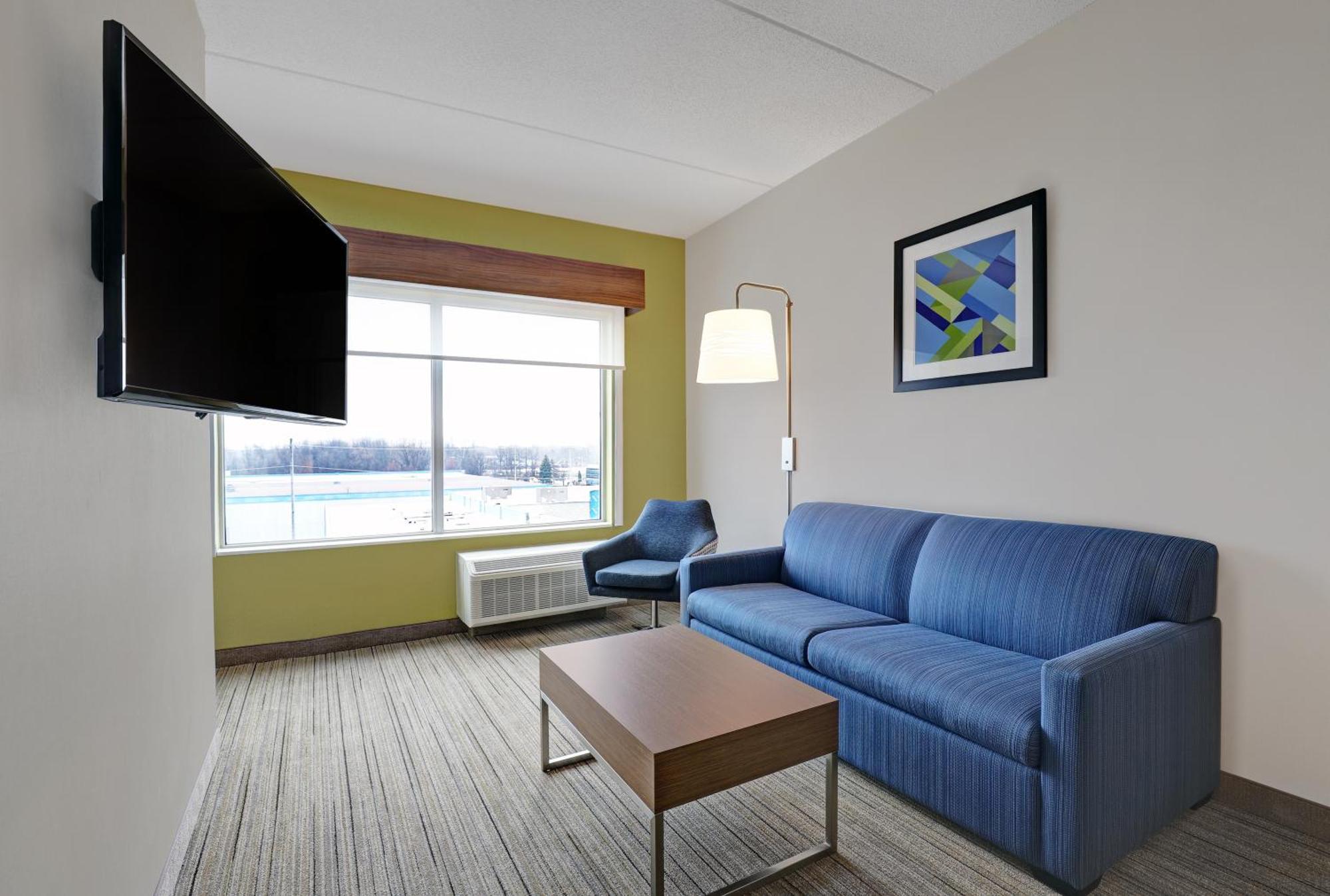 Holiday Inn Express & Suites - Порт-Элджин Экстерьер фото