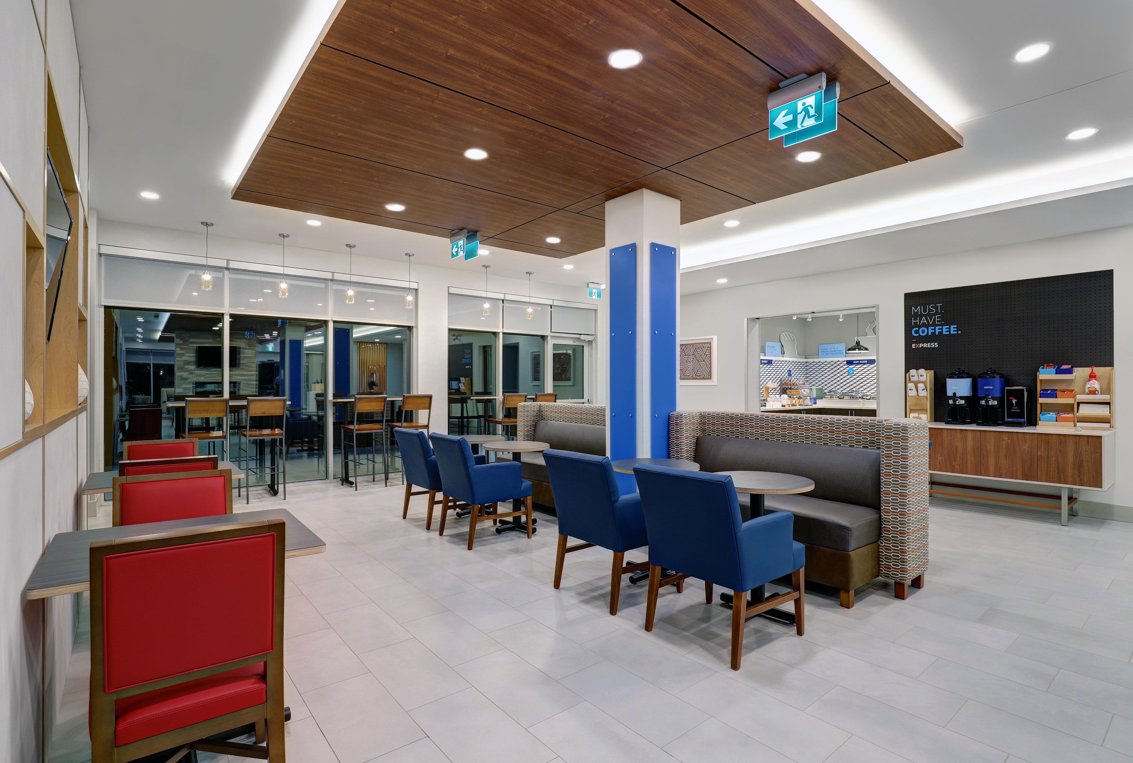 Holiday Inn Express & Suites - Порт-Элджин Экстерьер фото